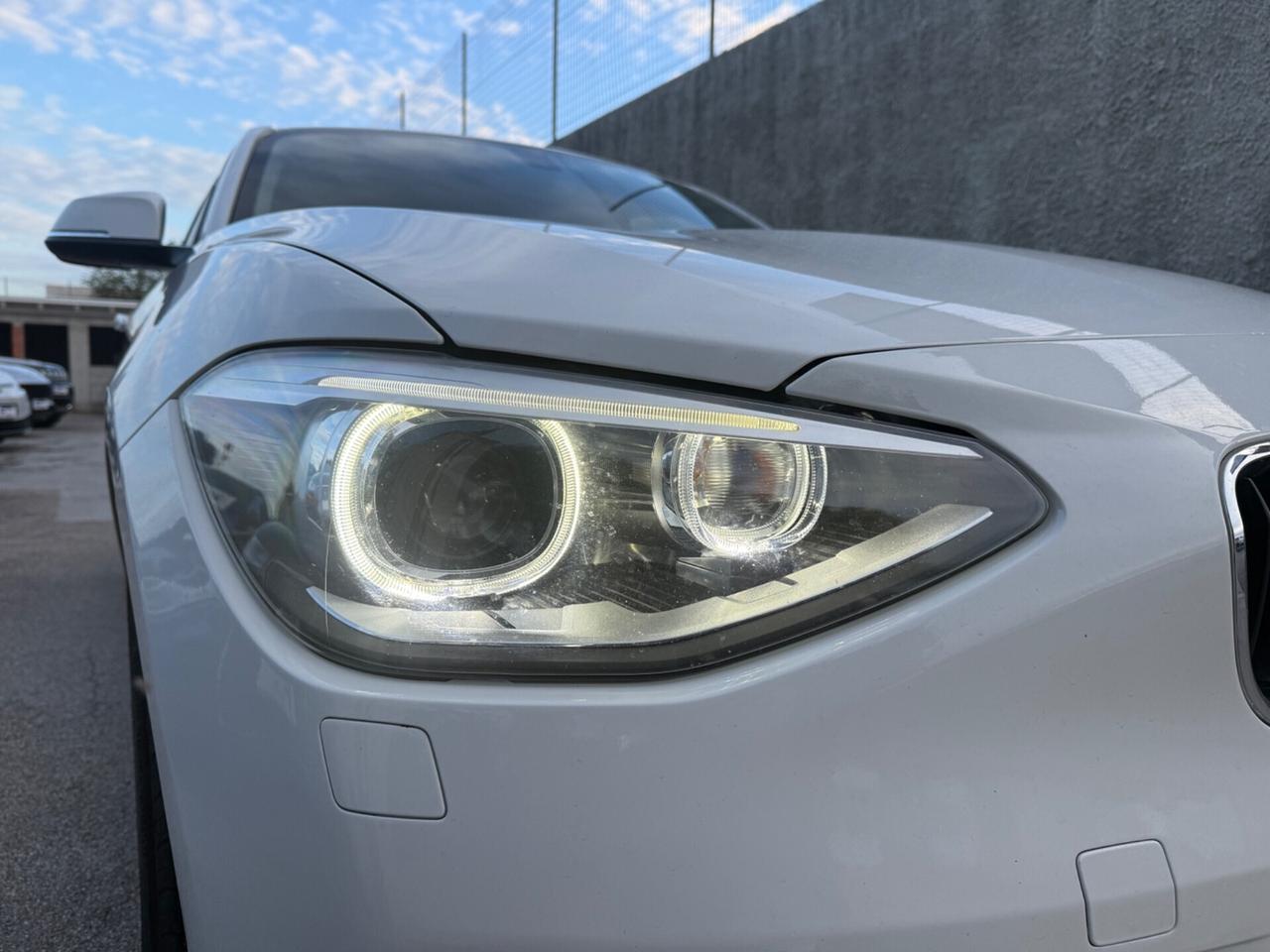 Bmw 118d 5p. Sport,Climatronic bizona,Xeno+Led,cerchi in lega,sensori di parcheggio,ecc.