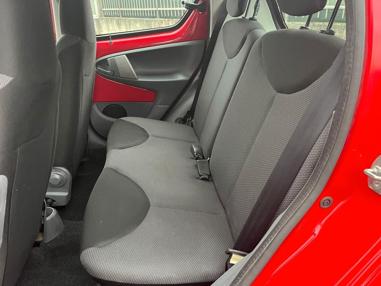 Toyota Aygo 1.0 BENZ SOLO 40.000 KM