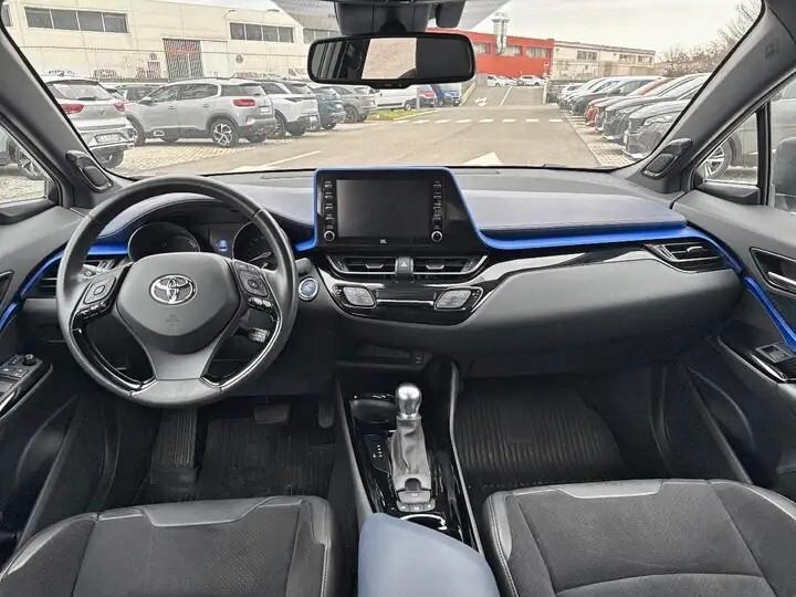 Toyota C-HR 2.0 Hybrid E-CVT STYLE