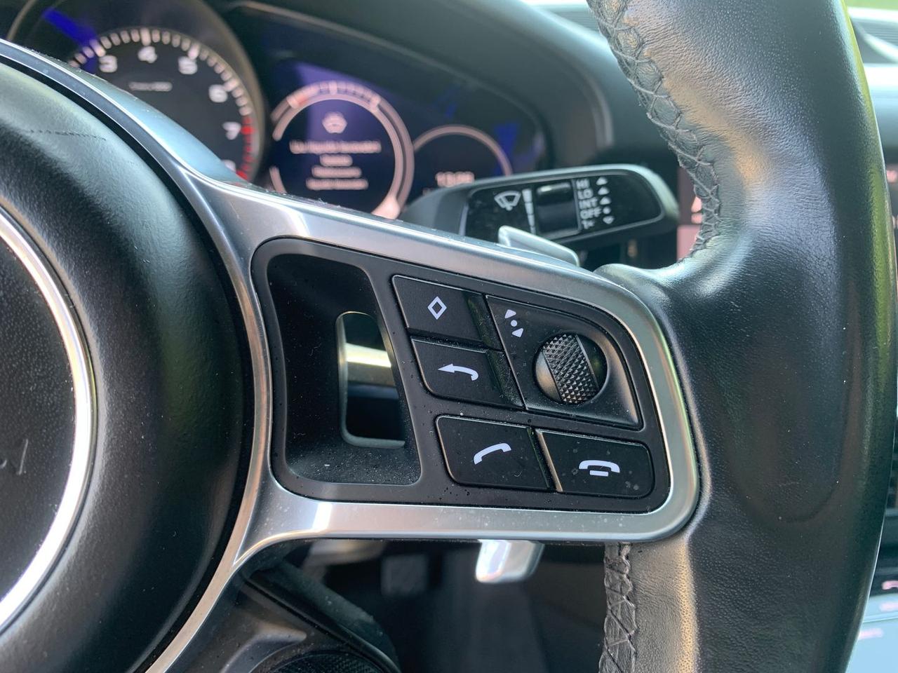Porsche Cayenne 3.0 E-Hybrid #6321