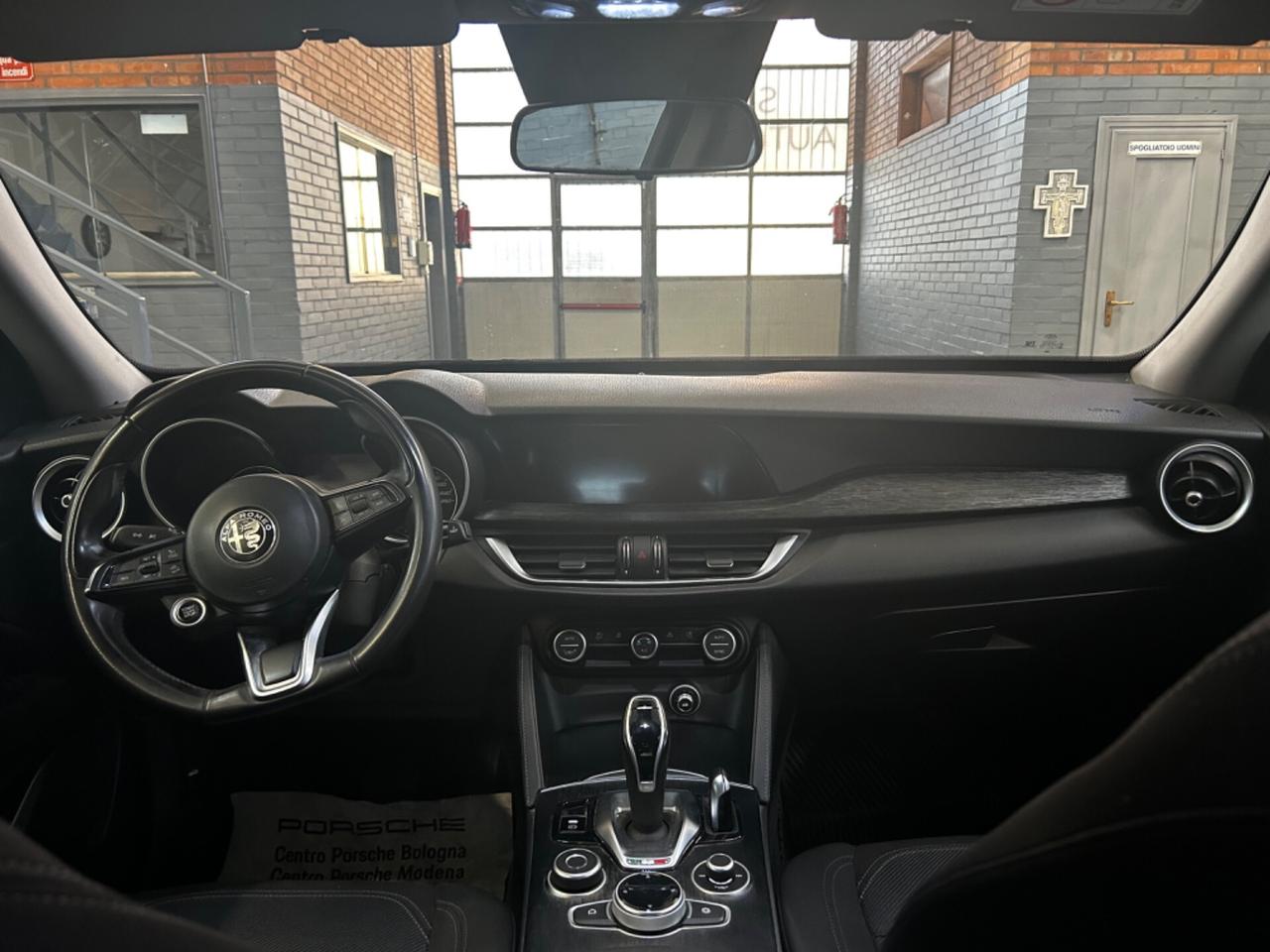 Alfa Romeo Stelvio 2.2 Turbodiesel 160 CV AT8 RWD Business