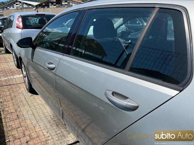 VOLKSWAGEN Golf 1.6 TDI 110 CVDSG Highline ( Garanzia 12 Mesi)