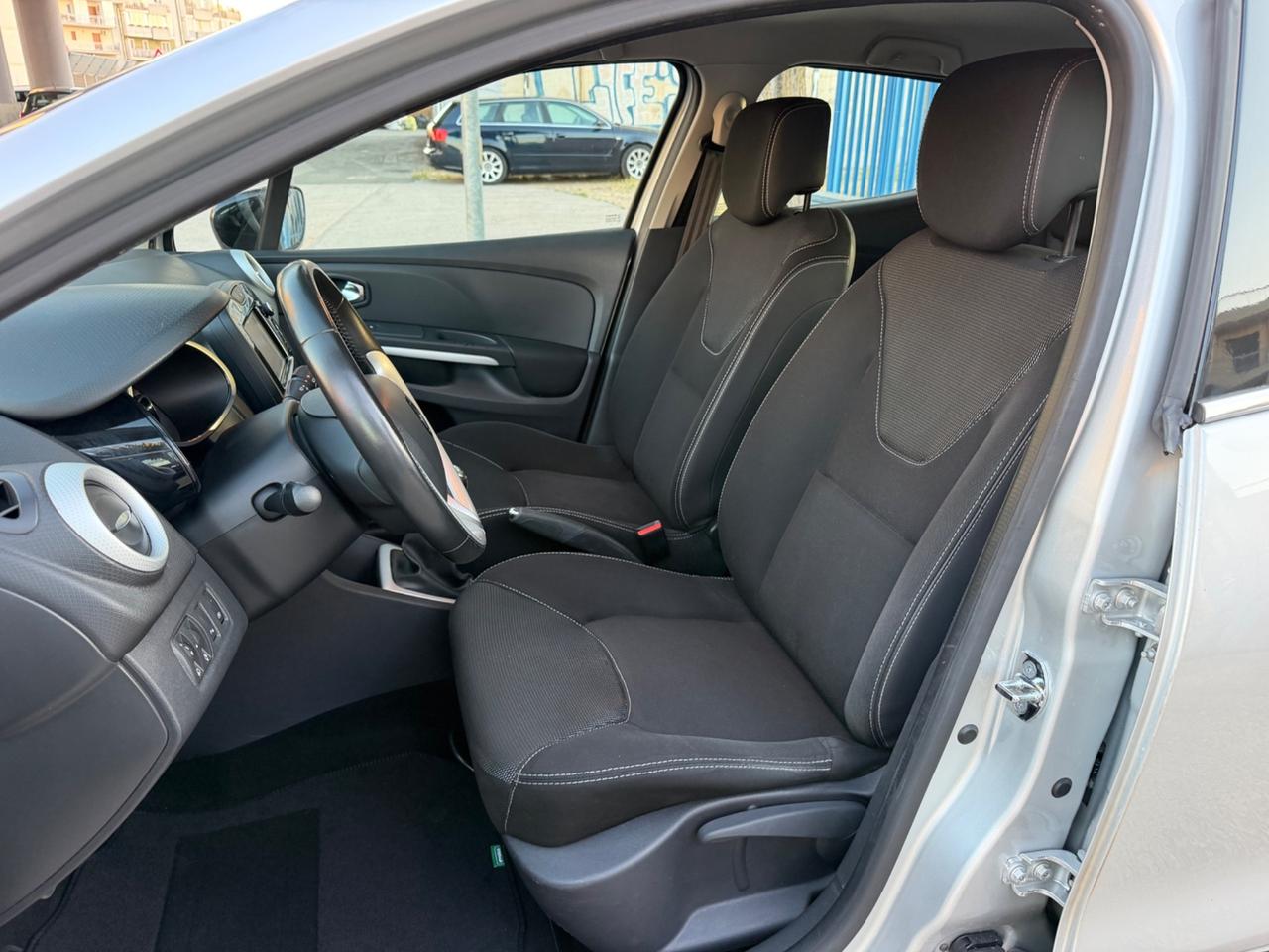 Renault Clio 1.5 dci 75 cv 2016 Navig Retrocamera