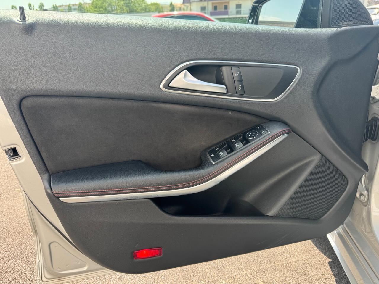 Mercedes-benz CLA 180d Automatic Premium