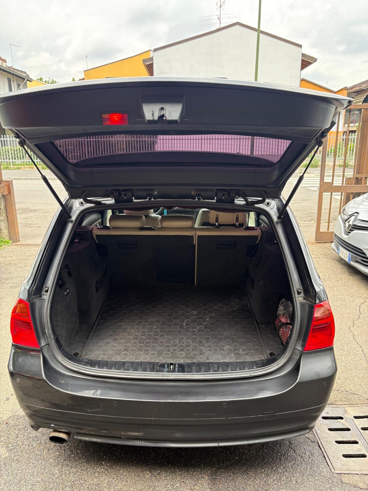 Bmw 320 320d cat Touring Eletta