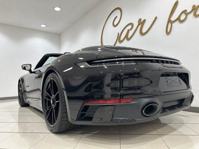 PORSCHE 992 Carrera 911 4 GTS Cabriolet