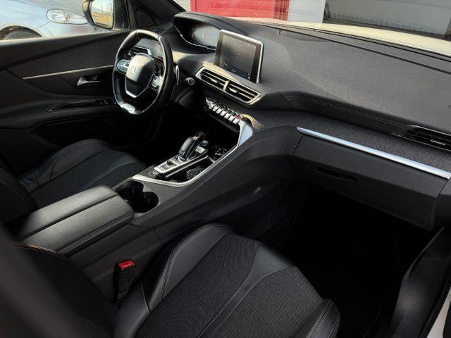 PEUGEOT 3008 BlueHDi 130 EAT8 GT Line Full-led/Ambient Light