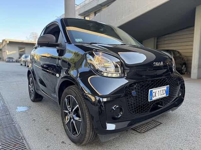 Smart fortwo EQ Pure