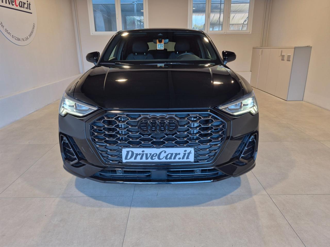 Audi Q3 SPB 35 1.5 TFSI S LINE EDITION S-TRONIC LED NAVI BLACK PACK APPLE CAR PLAY/ANDROID AUTO RETROCAM. C 18" ACC SED. RISC.
