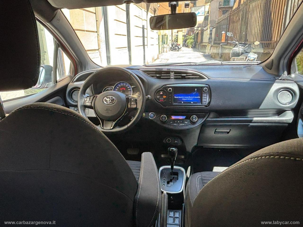 TOYOTA Yaris 1.5 Hybrid 5p. Trend Red Edition