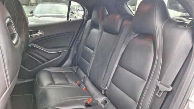 MERCEDES-BENZ GLA 220 CDI Automatic 4Matic Sport N°FG972