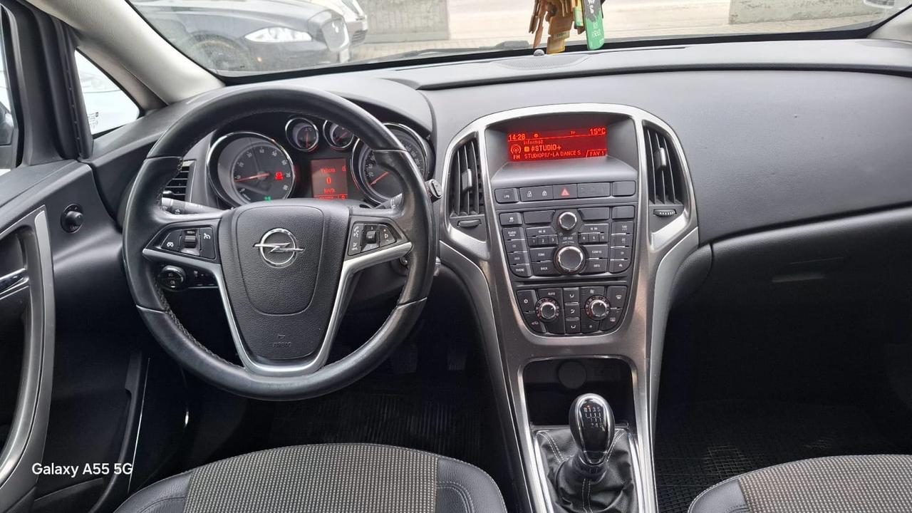 Opel Astra 1.4 Turbo 140CV 5 porte GPL Tech Cosmo