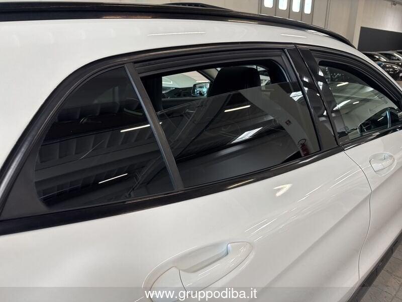 Mercedes-Benz GLA GLA-X156 2017 Diesel 200 d Night Edition auto