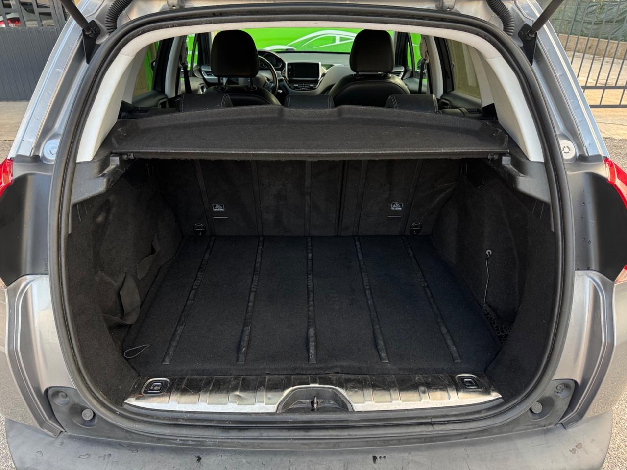 Peugeot 2008 1.6 e-HDi 92 CV