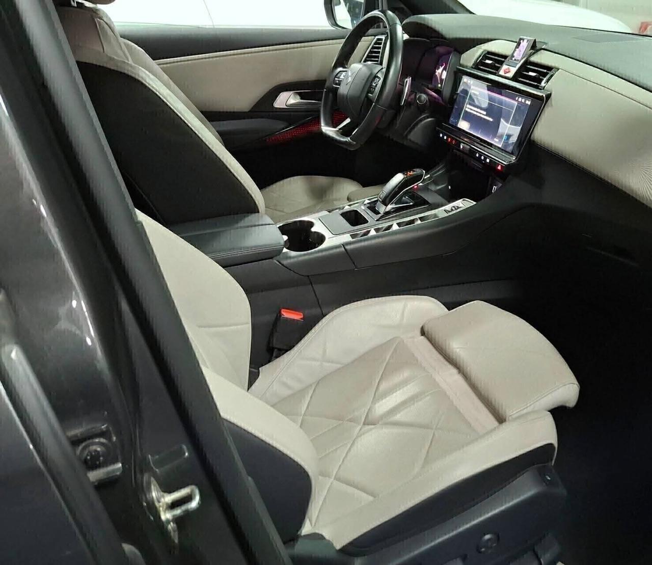 Ds 7 BlueHDi 130 aut. Cerchi 19 Sedili massaggianti