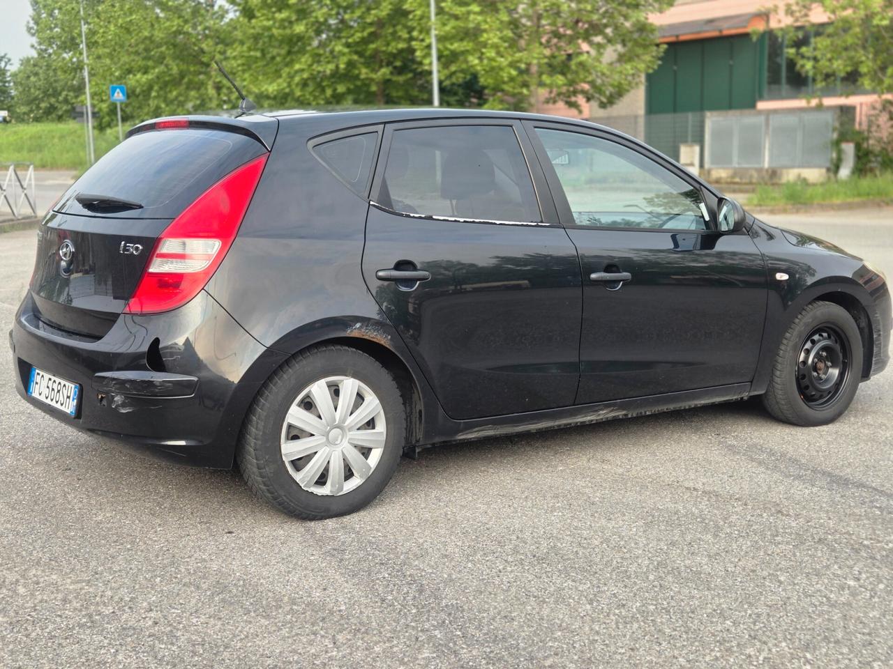 Hyundai i30 1.6 CRDi VGT 16V 90CV 5p.