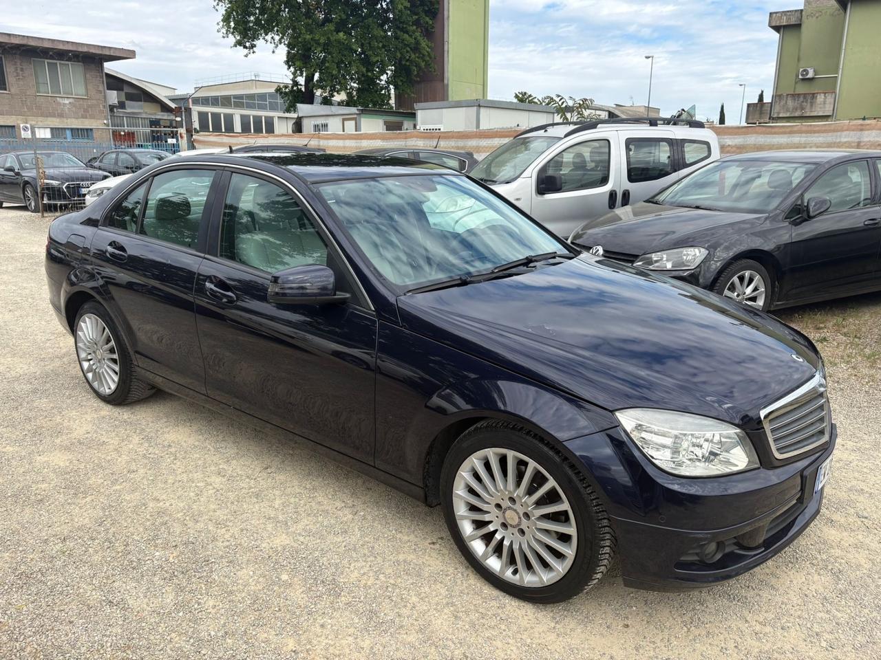 Mercedes-benz C 200 CDI 2009 2.2 DIESEL 136CV 271.000 KM