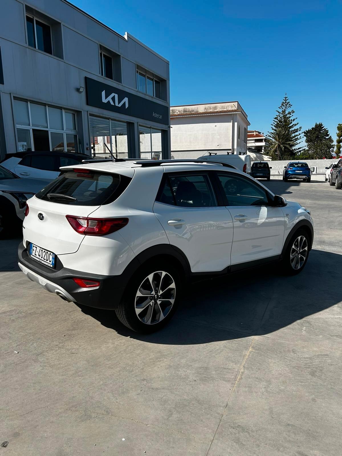 Kia Stonic 1.4 MPI 100 CV Style