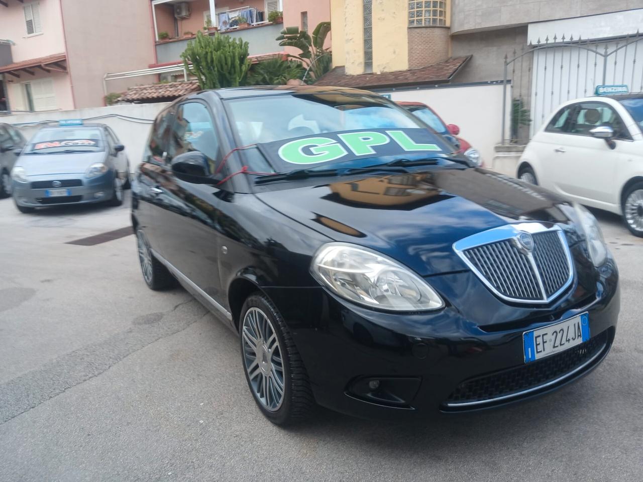 Lancia Ypsilon 1,4 GPL ECOCHIC Provenienza Nord Italia