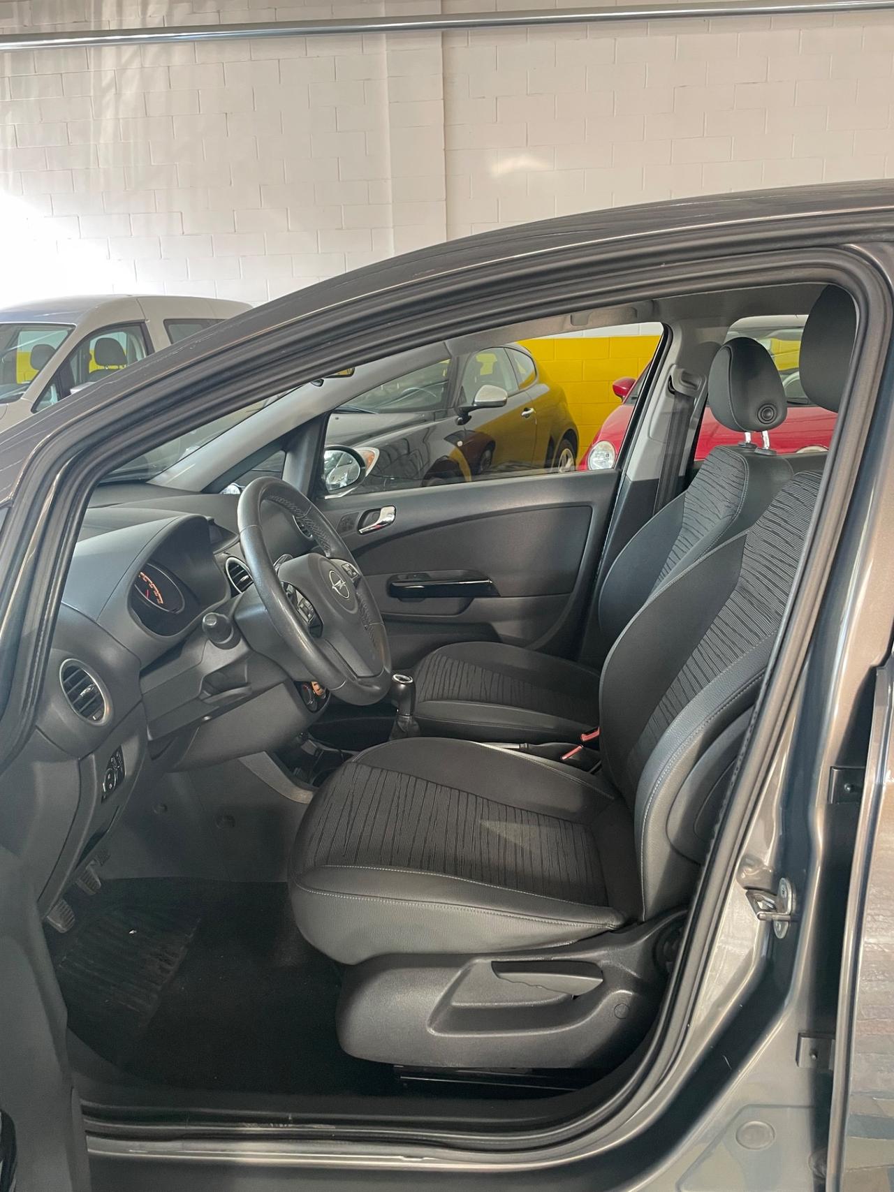 Opel Corsa 1.3 CDTI 75CV GANCIO TRAINO