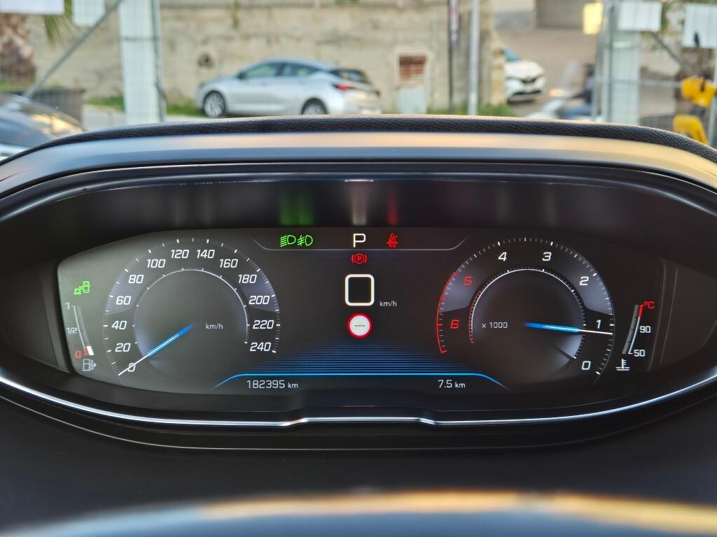 Peugeot 3008 GT-LINE EAT8 BlueHDi 130CV