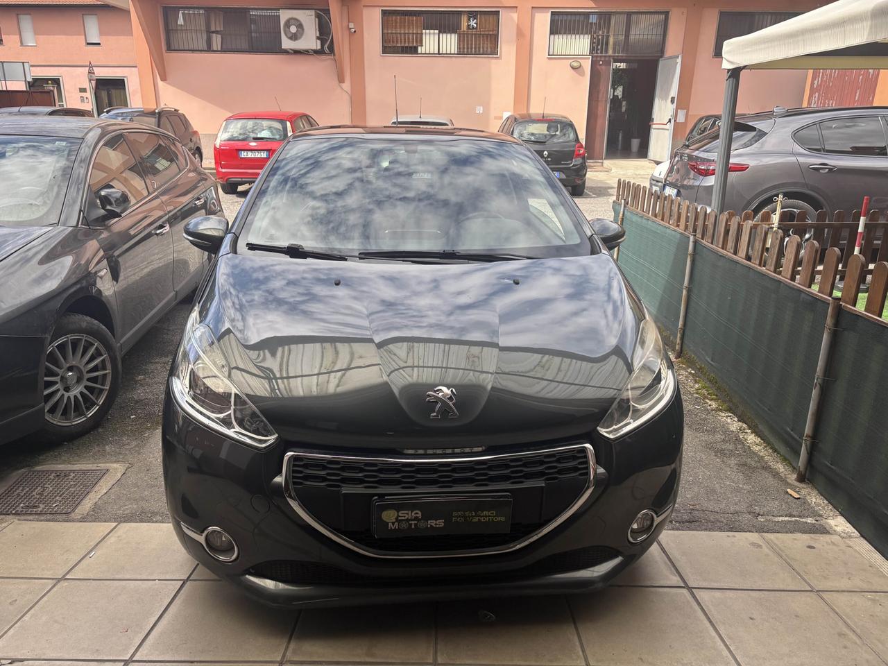 Peugeot 208 1.2 VTi Allure 3 porte