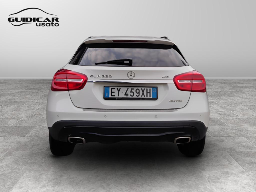 Mercedes-Benz GLA-X156 2014 - GLA 220 d (cdi) Sport 4matic 170cv auto