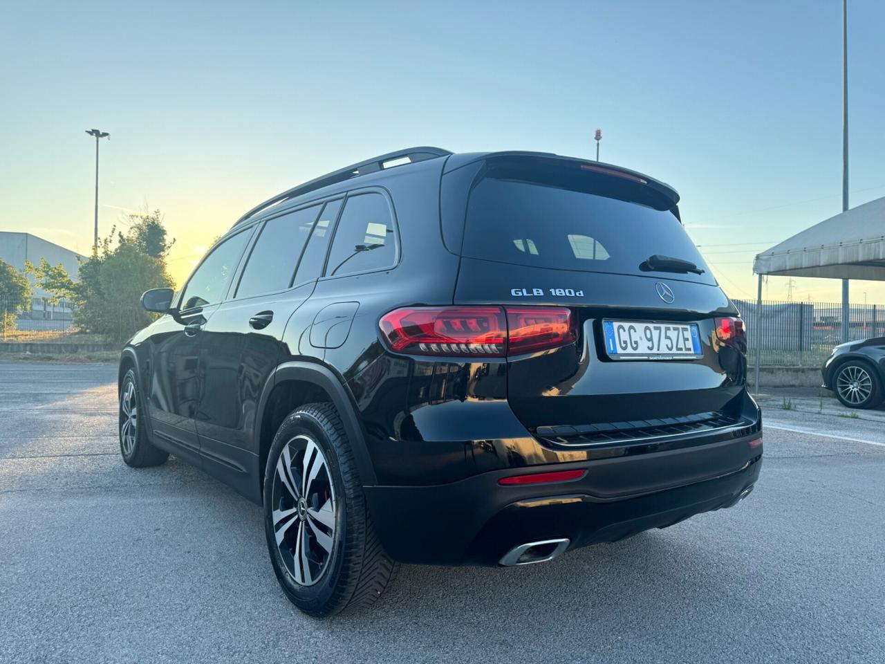 MERCEDES GLB 180D Sport Plus - Tetto Led Navi 18