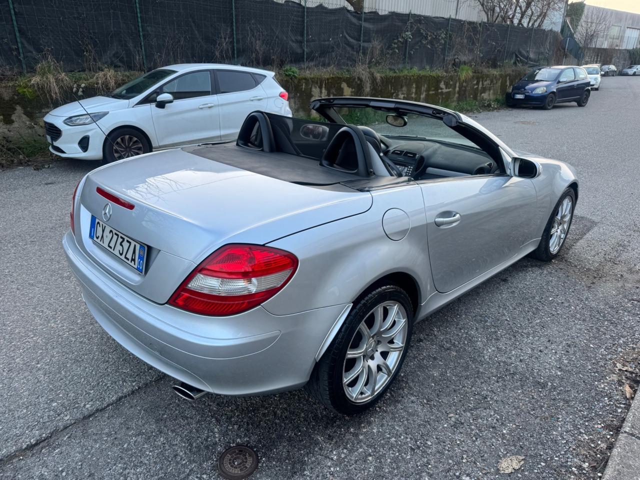 Mercedes SLK unico proprietario