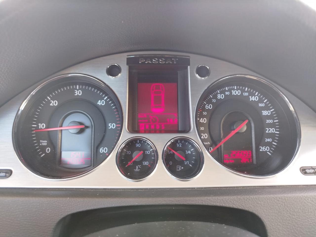 Volkswagen Passat 2.0 TDI DPF Var. Highline