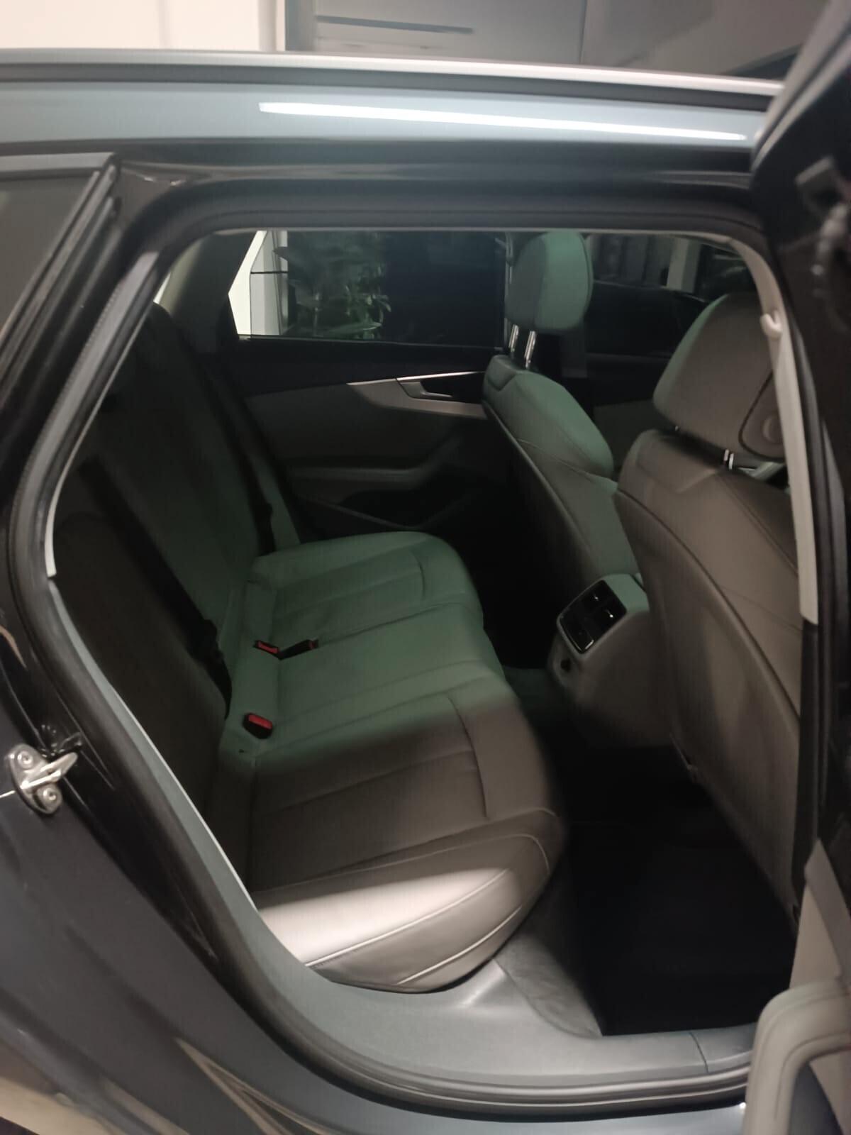 Audi A4 Avant 40 TDI S tronic LED+TETTO-18"-GANCIO