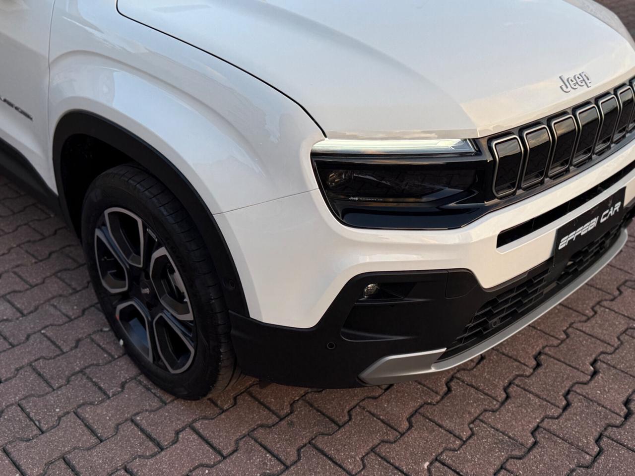 Jeep Avenger 1.2 e-Hybrid 110 cv MHEV Summit