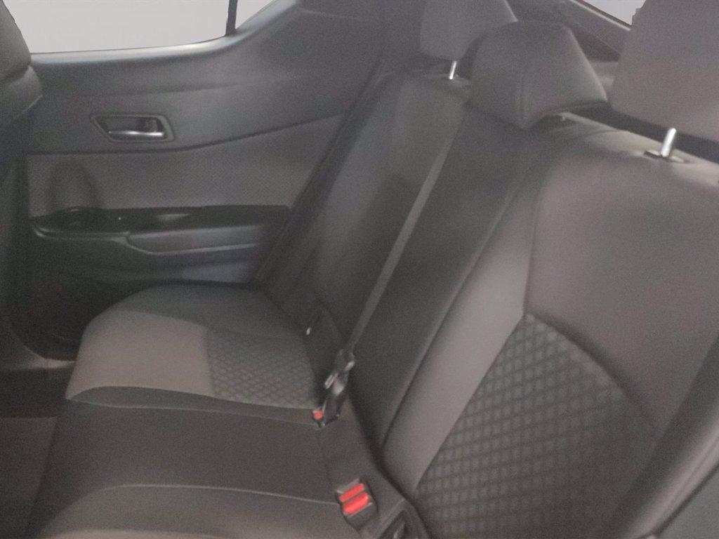 TOYOTA C-hr 1.8h lounge e-cvt del 2022