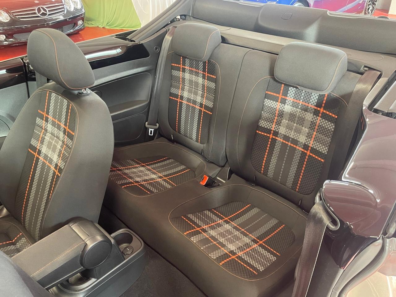 Volkswagen Maggiolino Cabrio 1.2 TSI Club Sport Navigatore