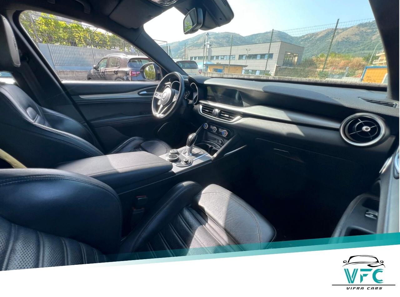 Alfa Romeo Stelvio 2.2 Turbodiesel 160 CV AT8 RWD Business