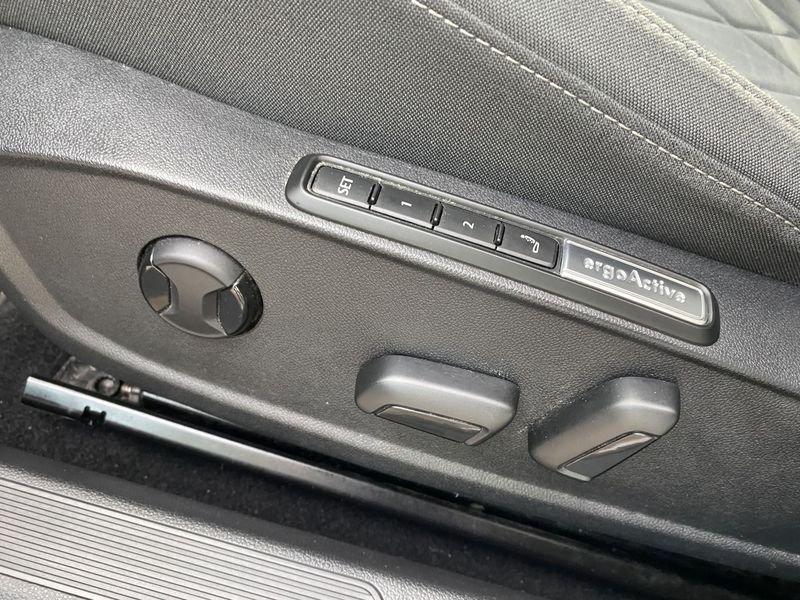 Volkswagen Golf Golf 1.5 eTSI 130 CV EVO ACT DSG Style