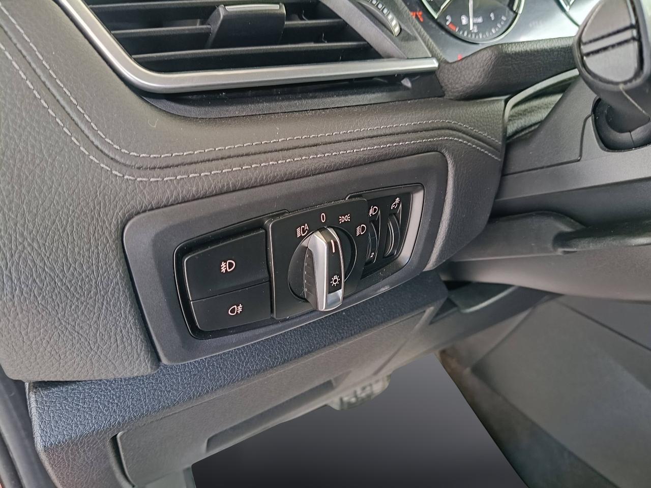 BMW Serie 2 F45 2018 Active Tourer - 216d Active Tourer Sport auto