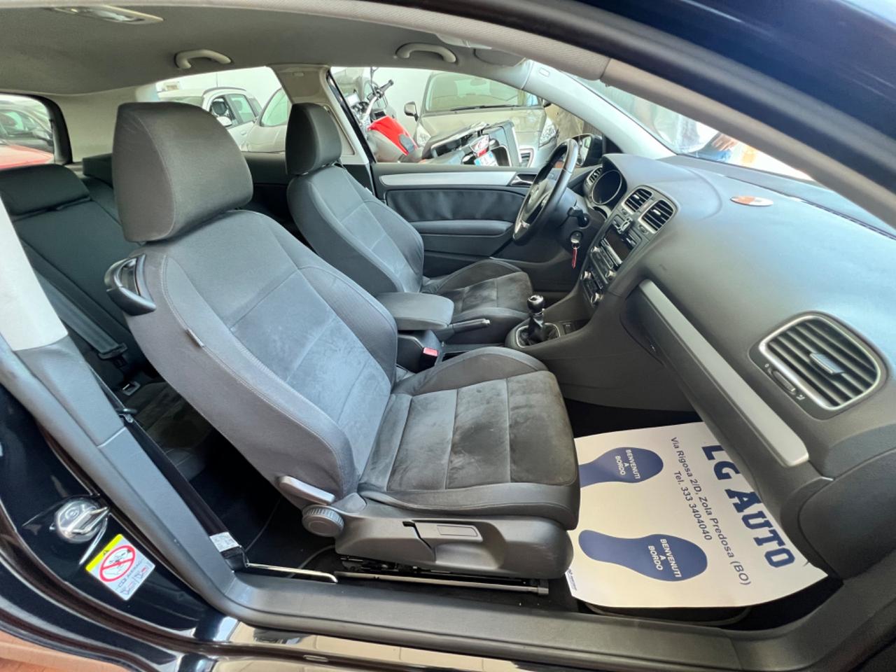 Volkswagen Golf 1.6 TDI DPF 3p. Highline