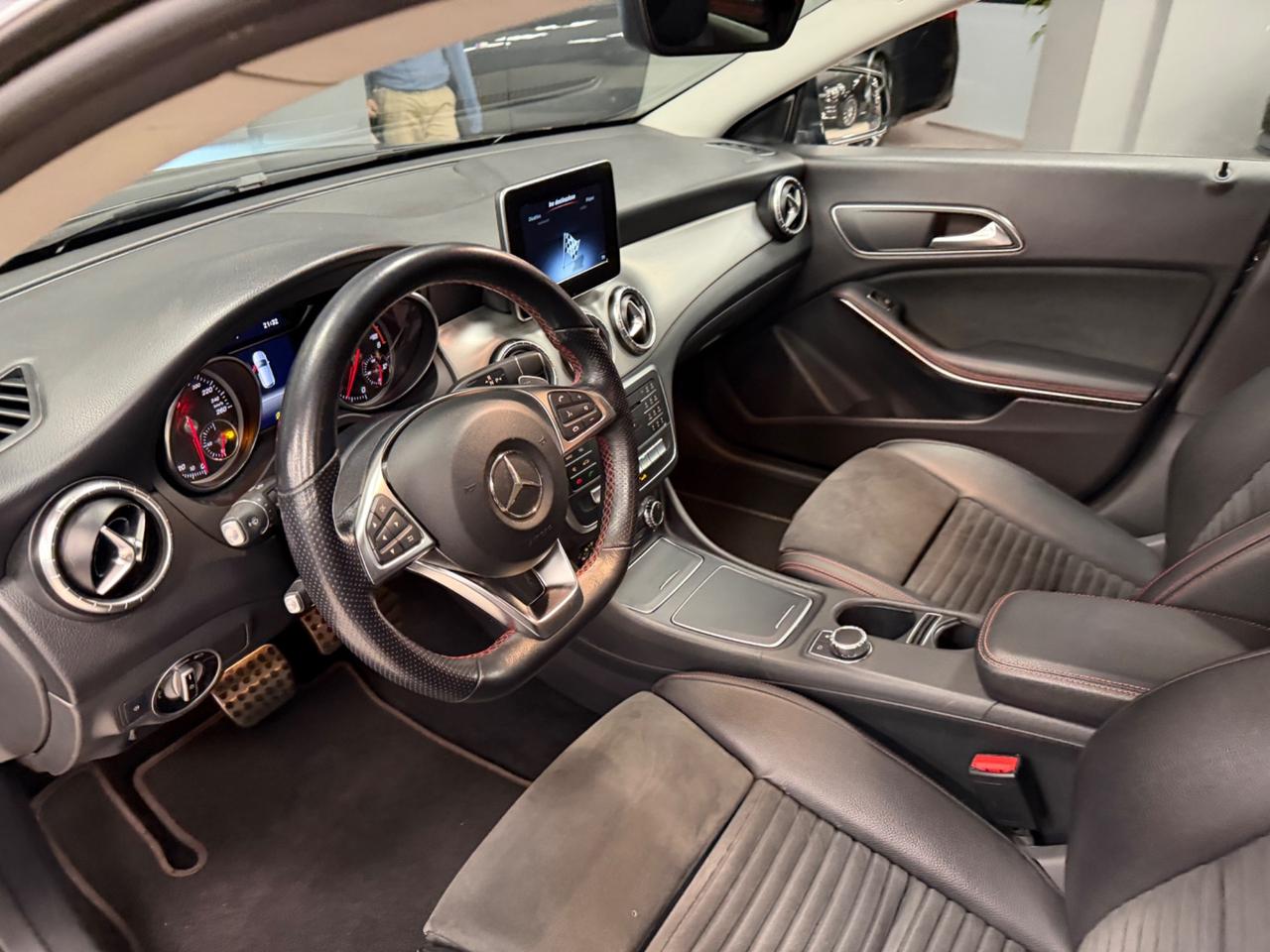 Mercedes-benz CLA 220 d S.W. 4Matic Automatic Premium