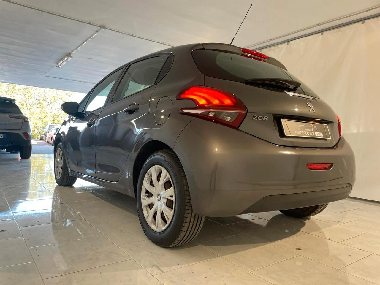 Peugeot 208 BlueHDi 75 5 porte Allure