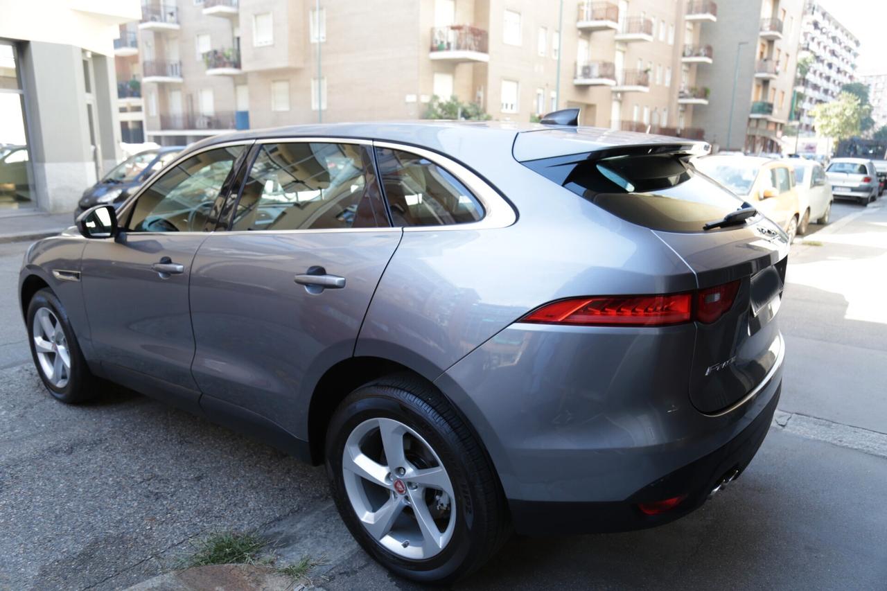 Jaguar F-Pace 2.0 D 180 CV AWD aut. Chequered Flag