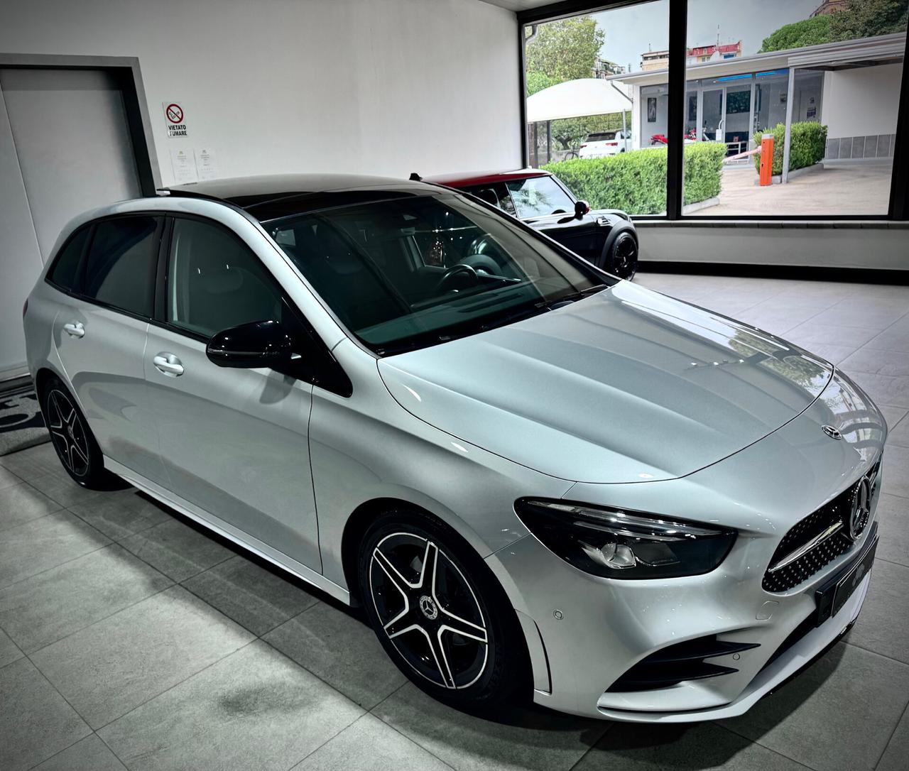 Mercedes-Benz B 200 d 150CV Premium AMG