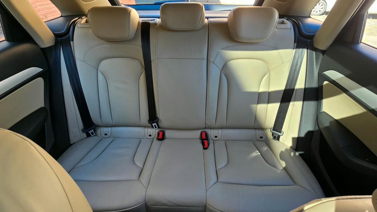 AUDI Q3 QUATTRO BUSINESS 2.0 TDI