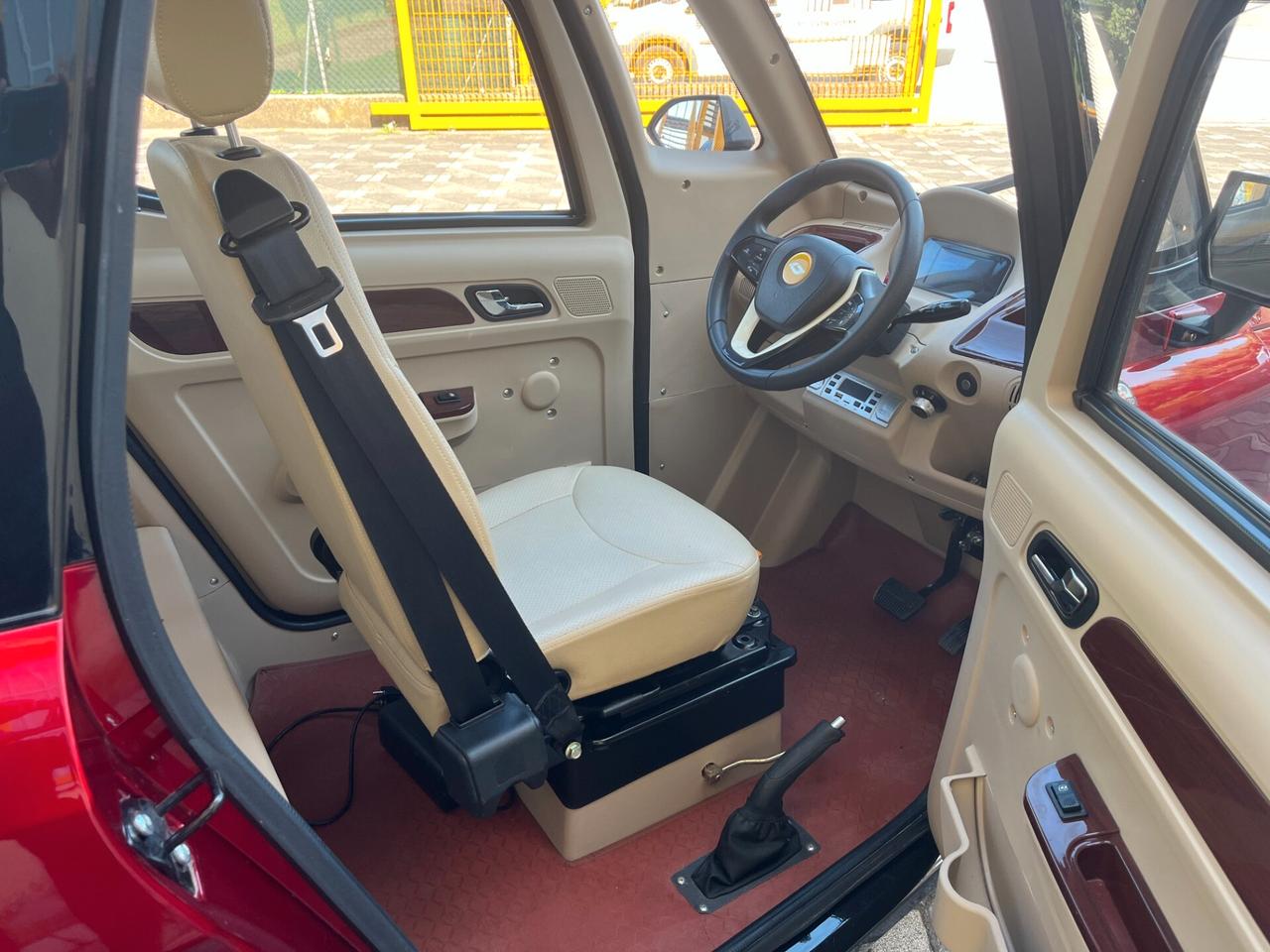 DELTA1 scooter cabinato anziani/disabili