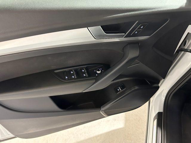AUDI Q5 SPORTBACK 40 TDI quattro S tronic S line