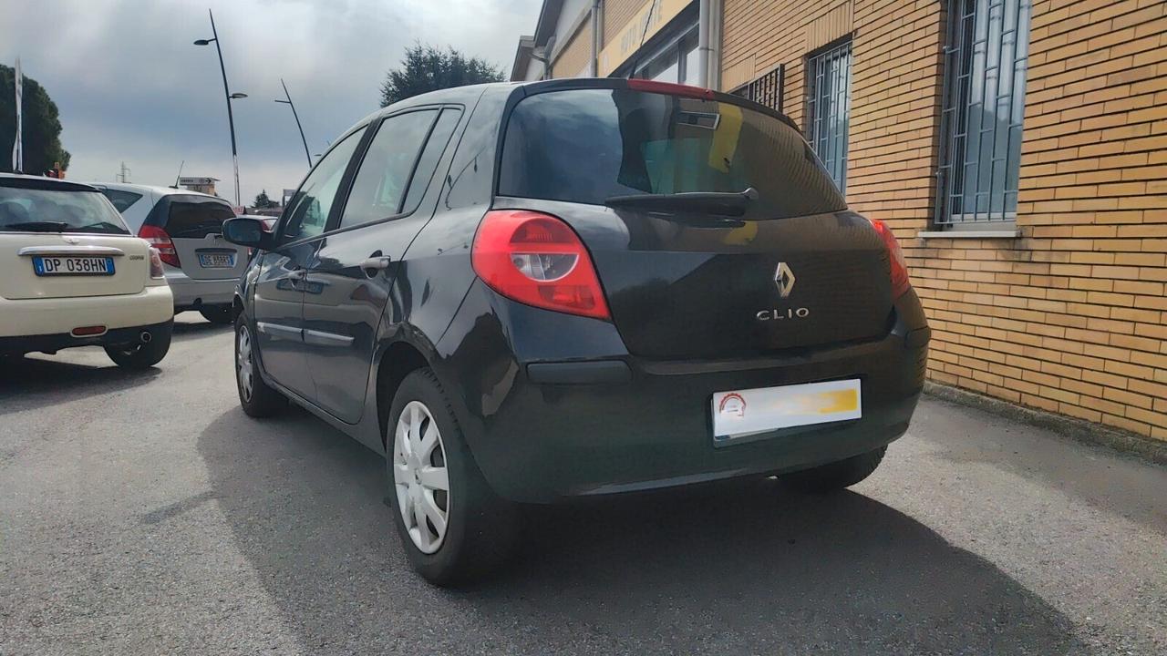 Renault Clio 1.2 16V 5 porte Rip Curl