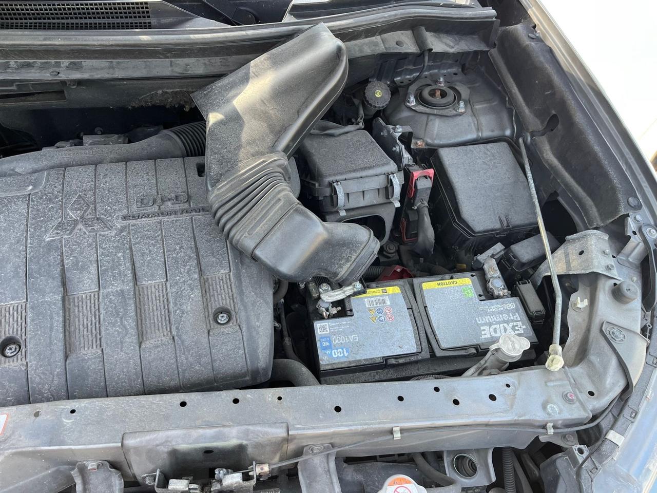 Mitsubishi Outlander 2.2 DI-D 4WD Instyle Plus SDA 7 posti