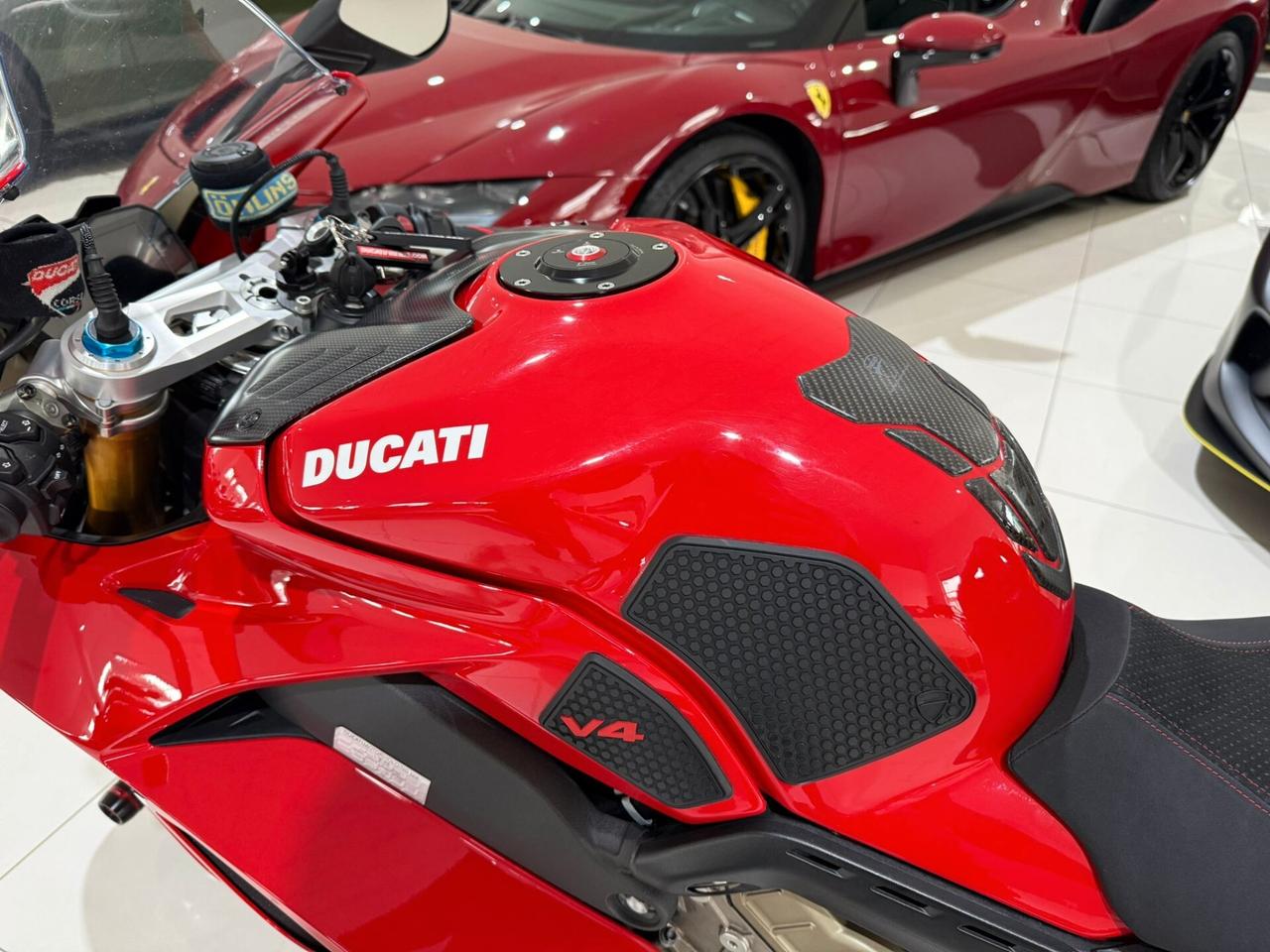 Ducati Panigale V4 S