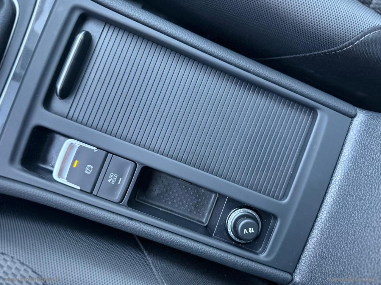 VOLKSWAGEN Golf Variant 1.6 TDI 115CV Business BMT