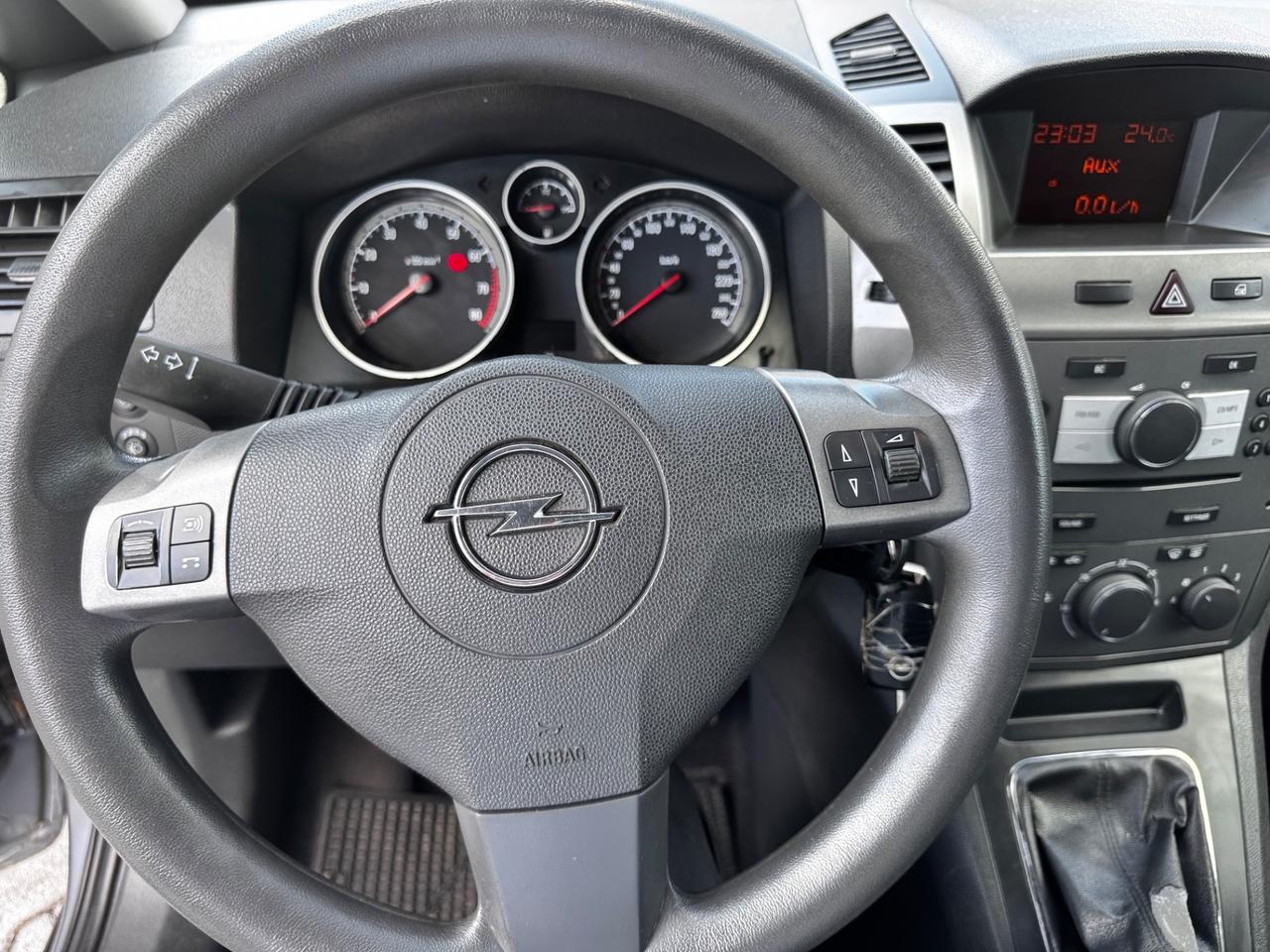 Opel Zafira 1.6 16V GPL gancio traino 7 posti
